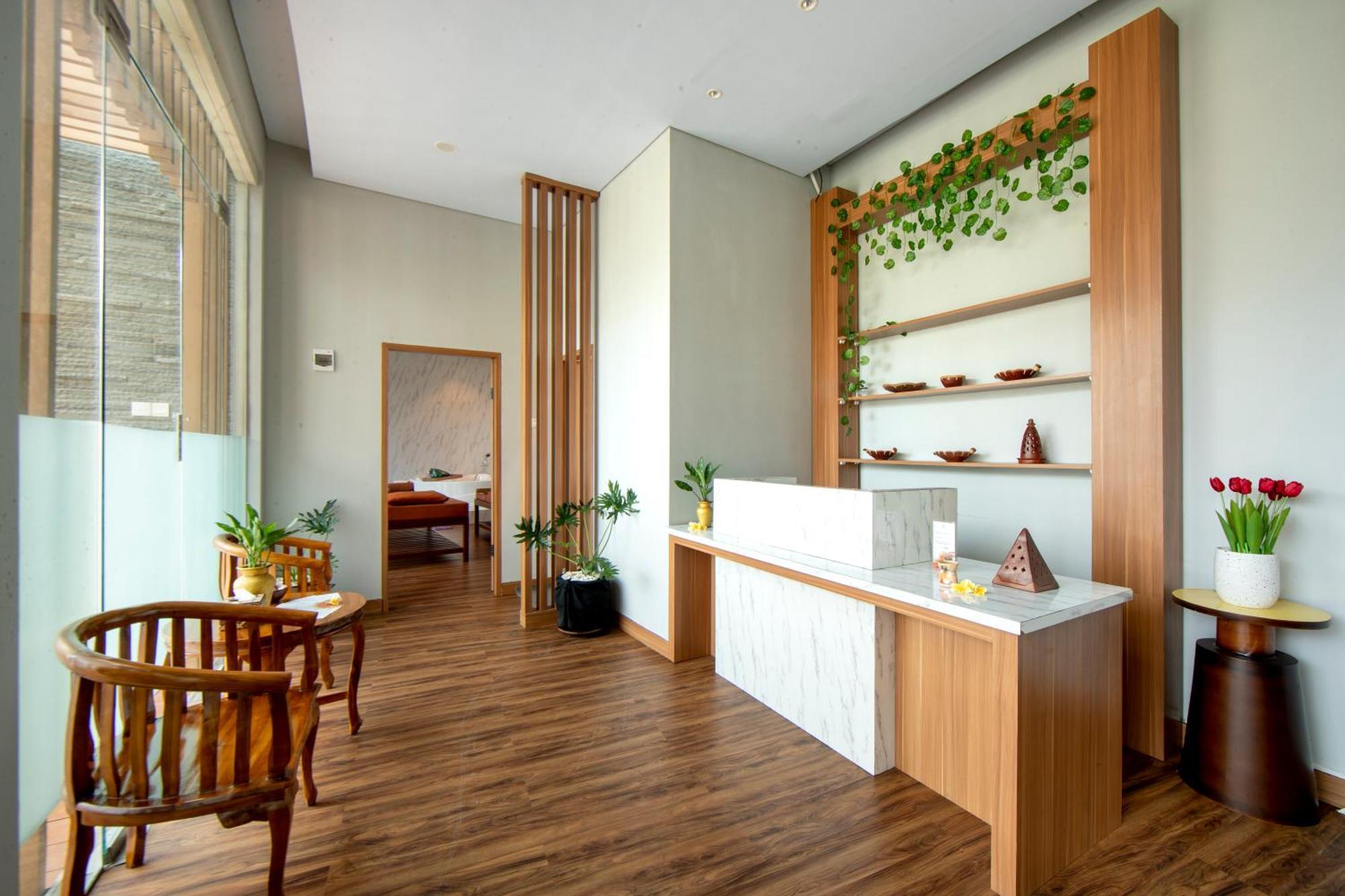 Aruna Senggigi & Convention Mangsit